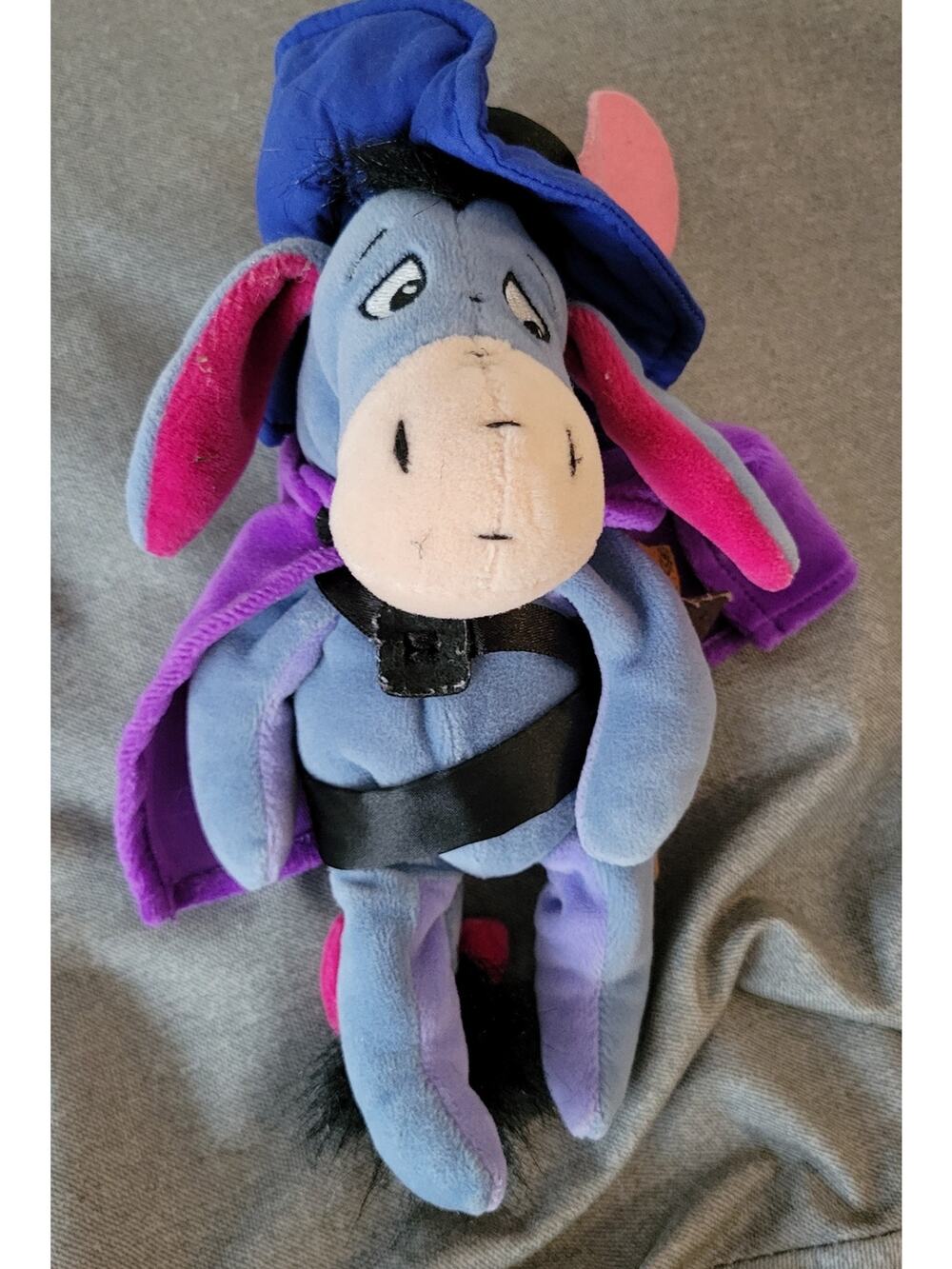 Disney Eeyore Musketeer Beanbag 9" Plush Cape Sword Hat Feather Belt